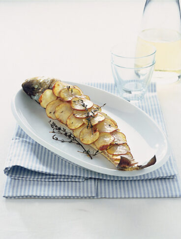 Branzino in crosta Sale&Pepe ricetta