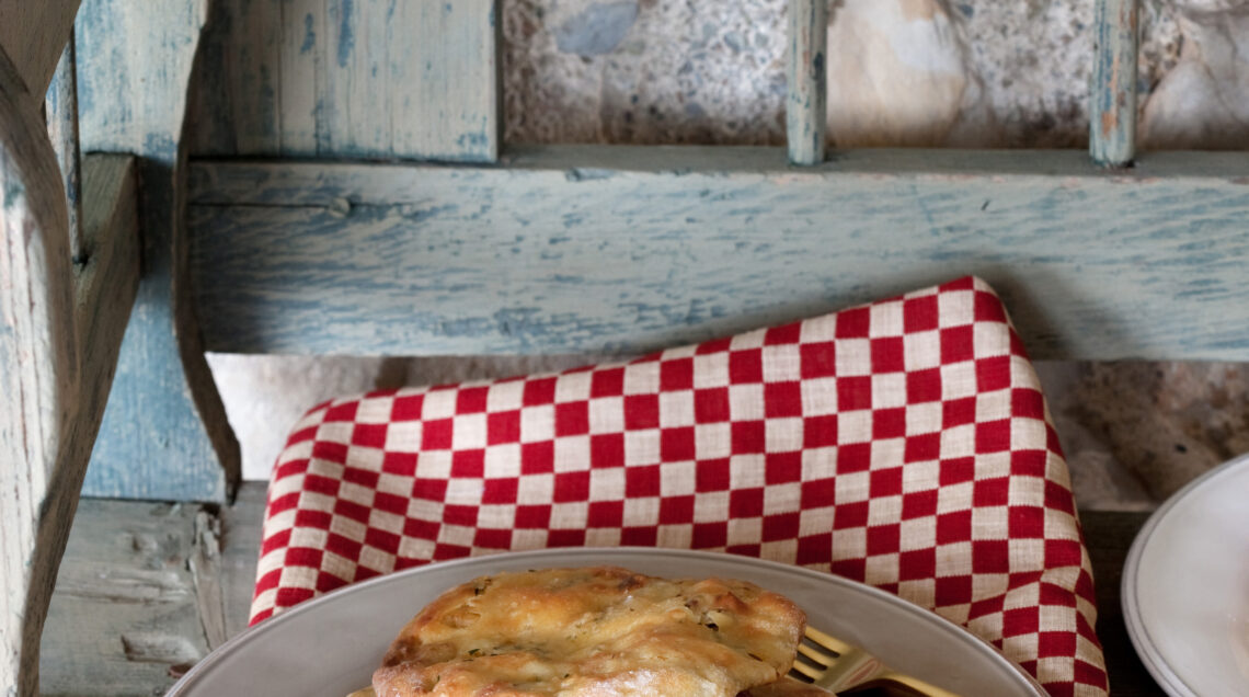 focaccia con salsiccia e cipolle Sale&Pepe