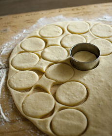 krapfen alla confettura di fragole Sale&Pepe foto
