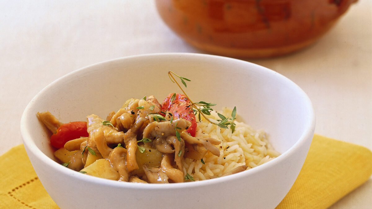 Pilaf con orecchiette, patate e pancetta