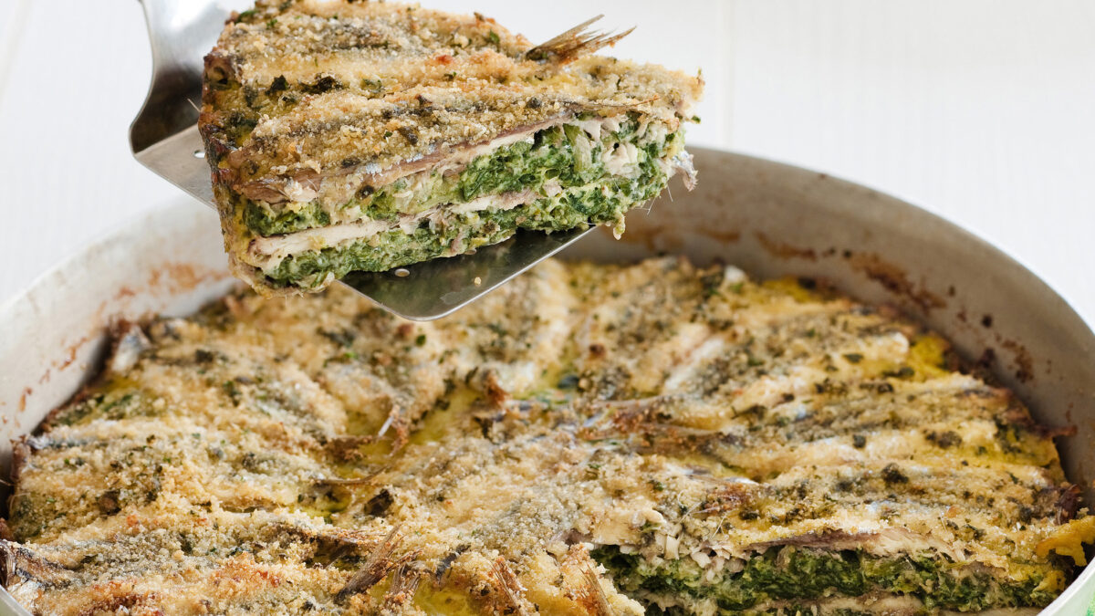 Torta salata di acciughe e verdure