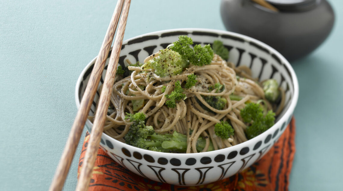 Soba con broccoli e formaggio Sale&Pepe ricetta