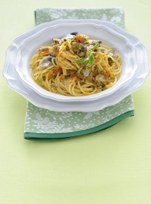 Spaghetti alle vongole con curry