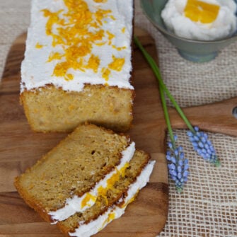 Torta di carote con glassa