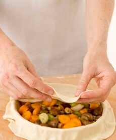 Torta salata chiusa con verdure miste Sale&Pepe immagine