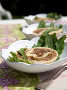 Tortini di erbette e frutta secca