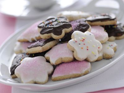 biscotti glassati con confettini e cioccolato