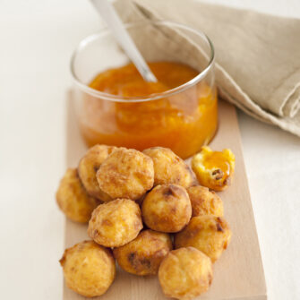 bocconcini-di-polenta-alla-marmellata-di-albicocche