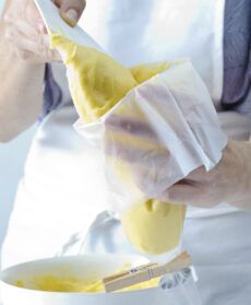 bocconcini farciti di crema chantilly Sale&Pepe preparazione
