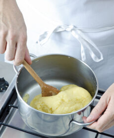 bocconcini farciti di crema chantilly Sale&Pepe ricetta
