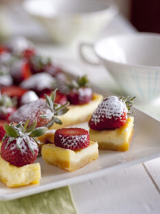 Brownies cioccolato bianco e fragole