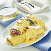 cannelloni-con-radicchio-e-zabaione-salato ricetta