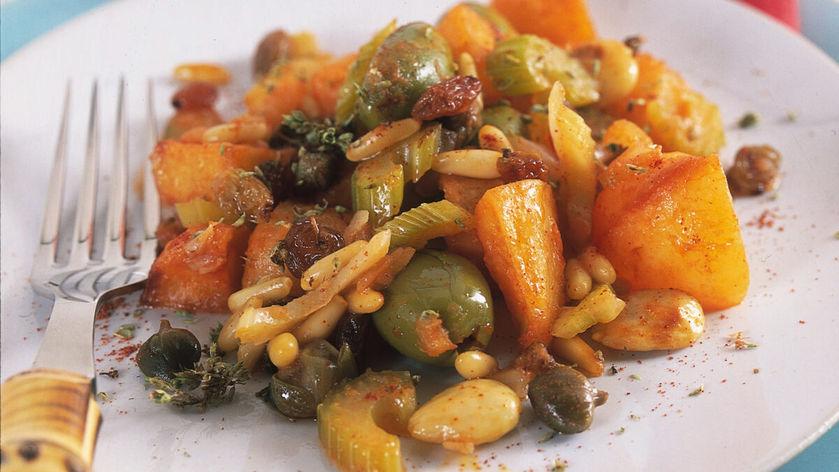 Caponata di patate al peperoncino