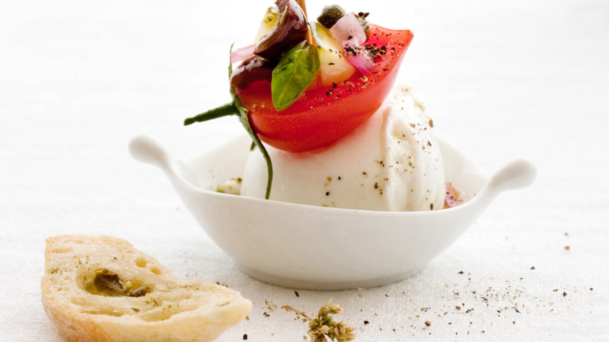 Caprese in salsa di cipolle