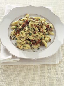 I cavatelli con melanzane e pomodori in conserva