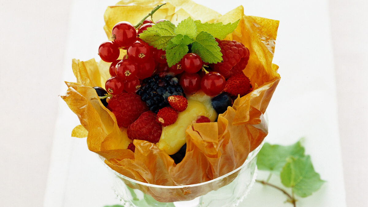 Ciotoline di frutti di bosco con crema al lime