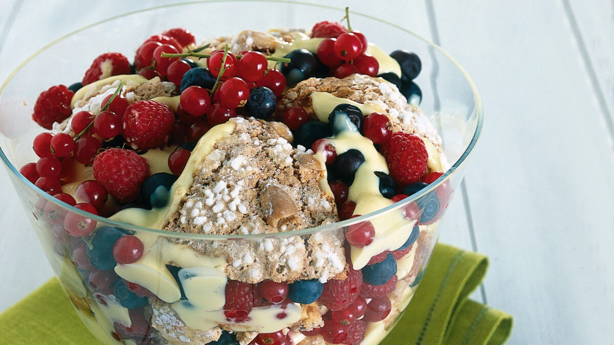 Colomba ai frutti di bosco