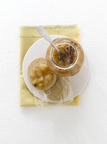 Composta di pere al pepe e cannella