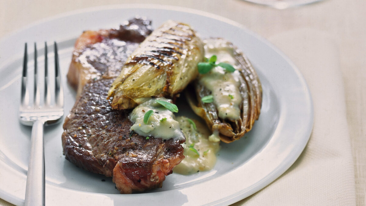 Controfiletto con salsa allo zola e maggiorana