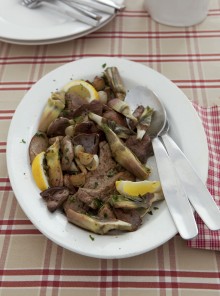 Coratella d'agnello con carciofi