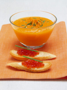 crema-di-carote-con-crostini