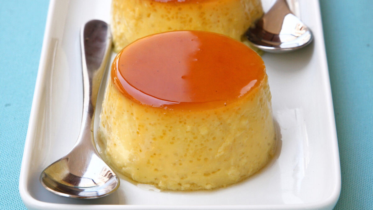 Crème caramel al cardamomo