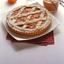 crostata-con-confettura-e-amaretti