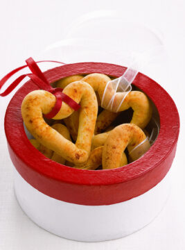 cuori di taralli alla paprica Sale&Pepe ricetta