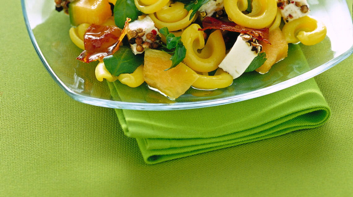 dischi-volanti-con-prosciutto-croccante-e-melone ricetta