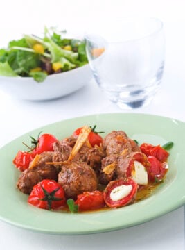 fagottini-di-manzo-alla-pizzaiola foto