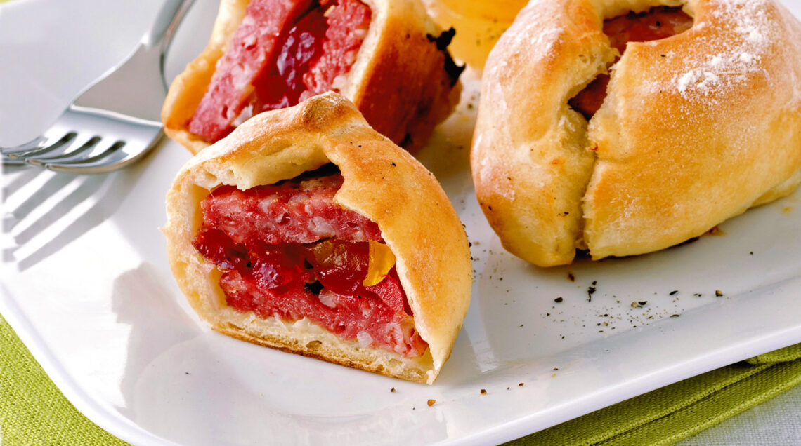 fagottini-di-pane-con-salame-cotto