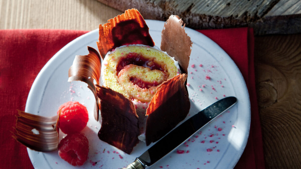 Rondelle ai lamponi in cestini di cioccolato