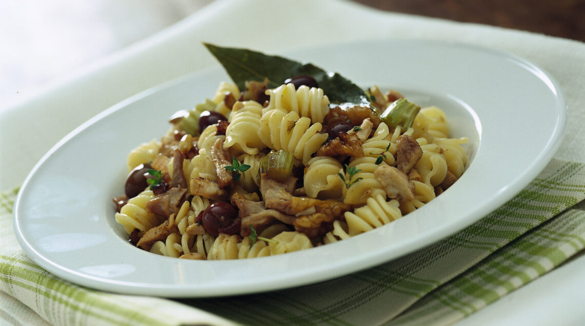 fusilli-al-sugo-di-coniglio ricetta