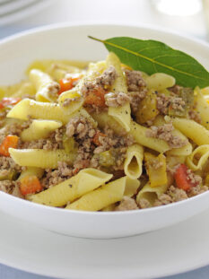 garganelli-con-il-vitello-e-i-peperoni