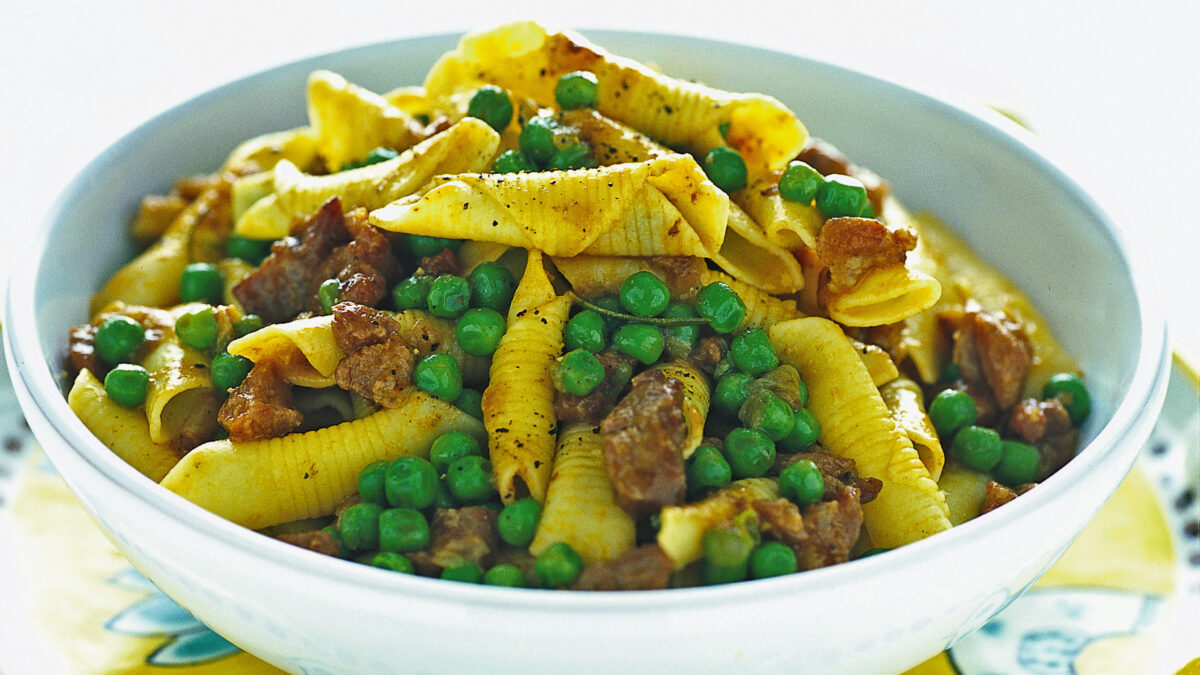 Garganelli con ragù di lonza all’emiliana