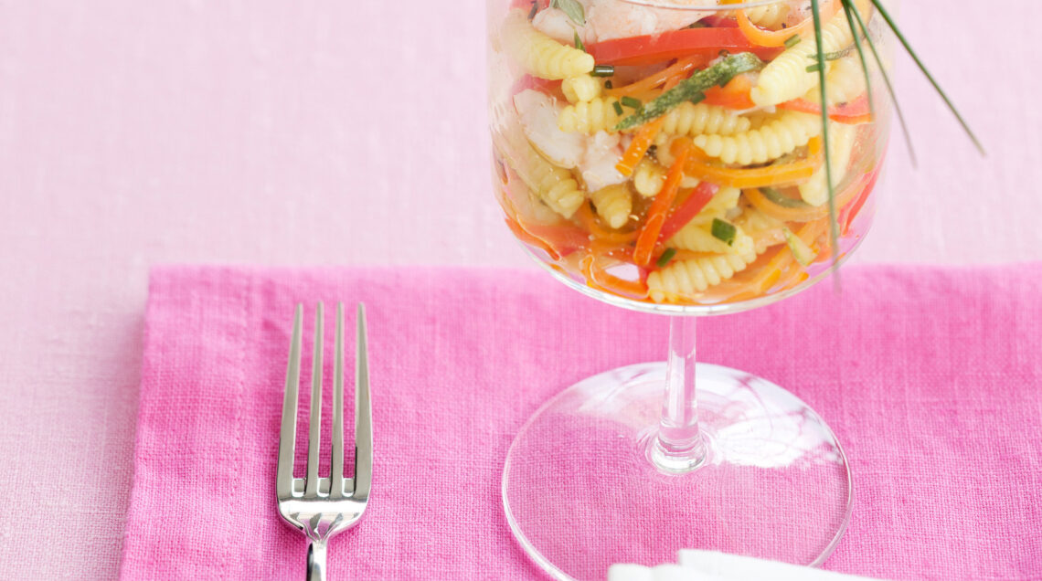 gnocchetti-sardi-allo-zafferano-con-tris-di-verdure-e-scampi ricetta