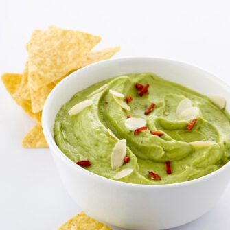 guacamole-messicana preparazione