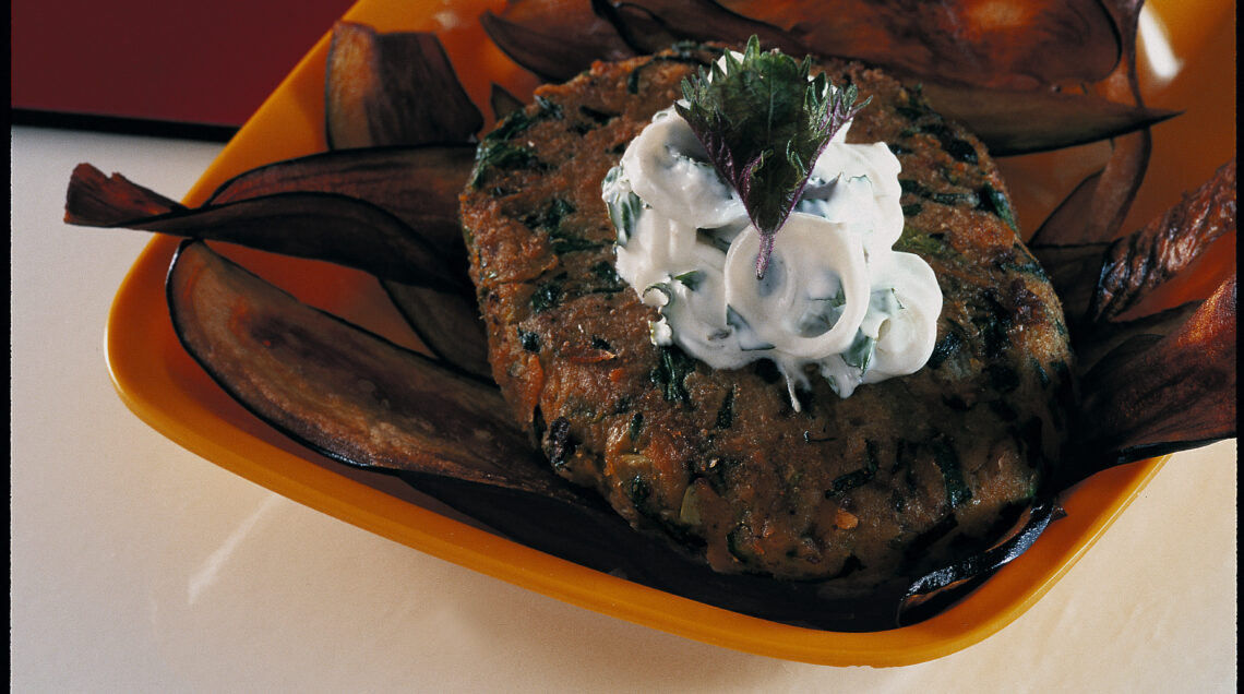 hamburger-vegetariano-con-salsa-di-yogurt