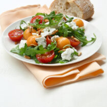 insalata-di-rucola-pomodorini-e-feta