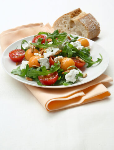 insalata-di-rucola-pomodorini-e-feta