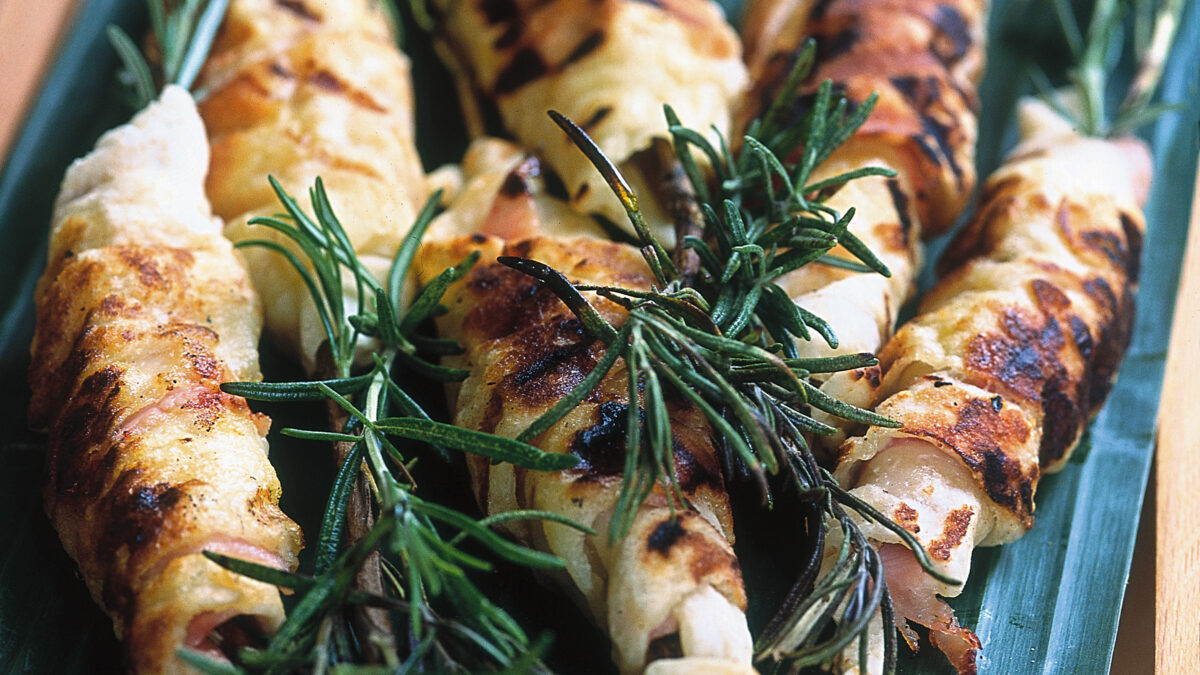 Involtini di pane al prosciutto