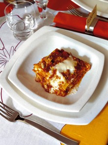 Le lasagne con ragù di carni miste