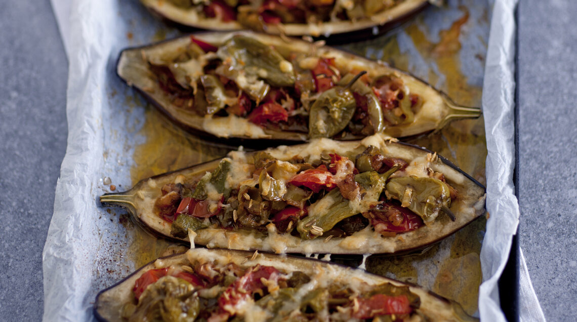 melanzane-con-friggitelli-pomodori-e-provola-affumicata ricetta