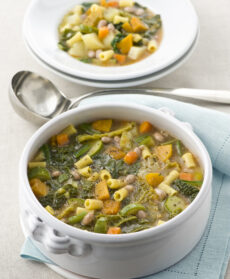 minestrone-con-verdure-fagioli-e-ditalini immagine