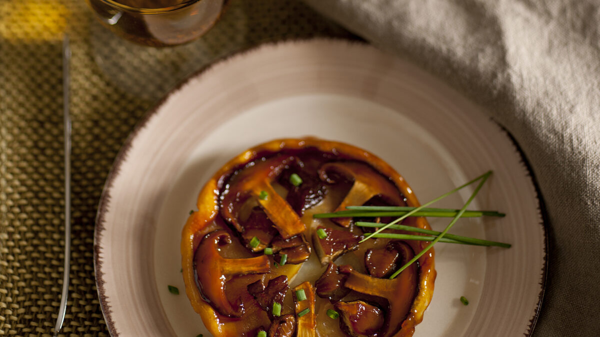 Mini tatin agrodolce di shiitake e mortadella