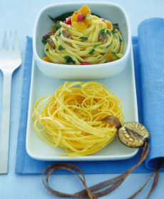 nidi-con-ragu-danatra-e-albicocche ricetta