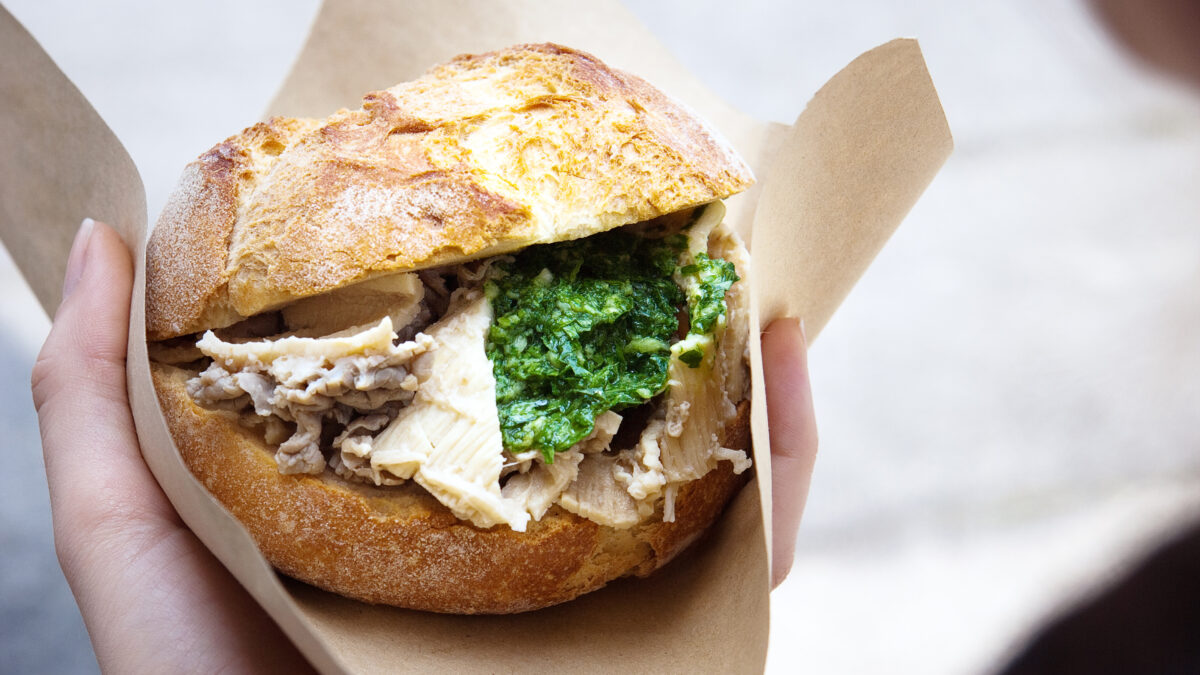 Panino al lampredotto fiorentino
