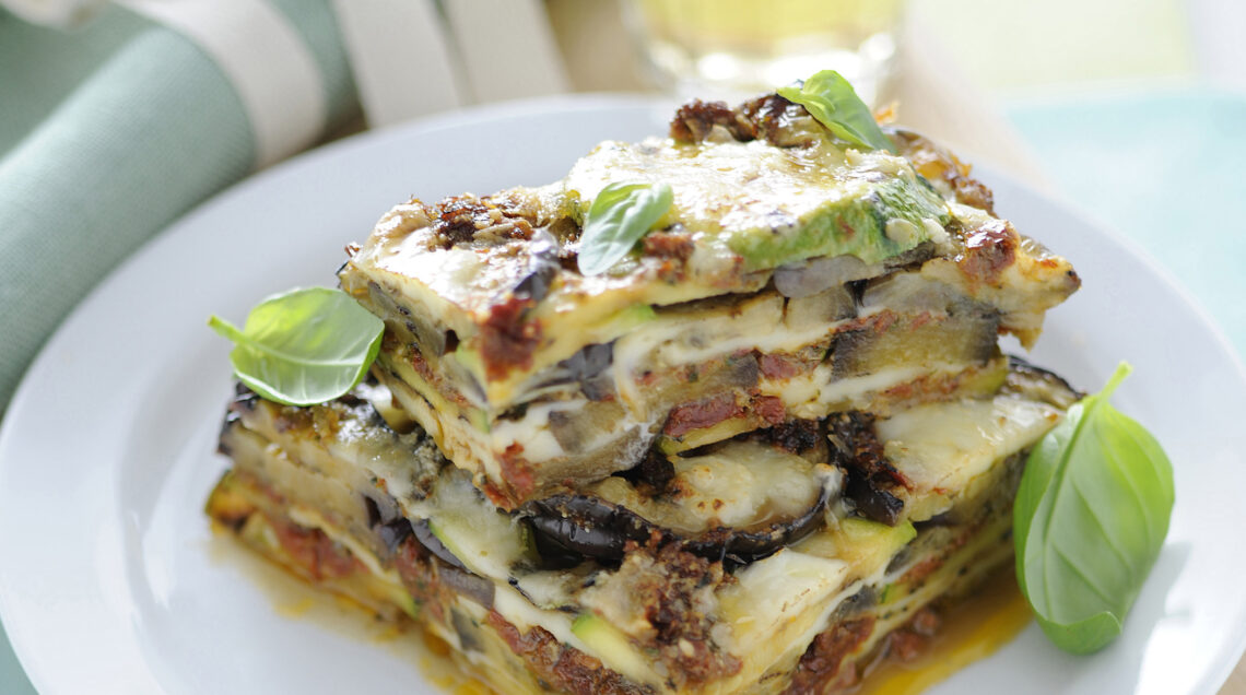 parmigiana di melanzane e zucchine al pesto rosso Sale&Pepe ricetta