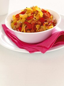 La pasta con pancetta tostata in guazzetto di pomodoro