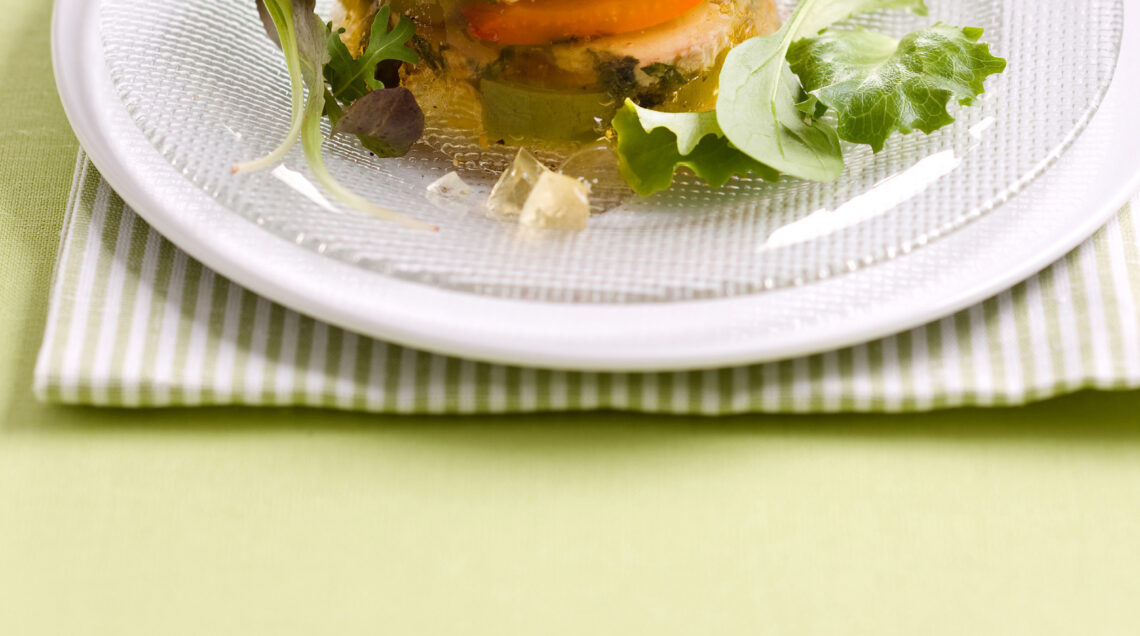 piccoli-aspic-di-vitello-e-peperoni ricetta